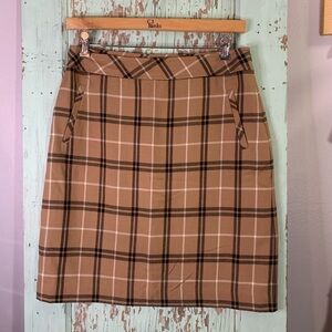 Women’s Laura Scott tan & black plaid mini skirt